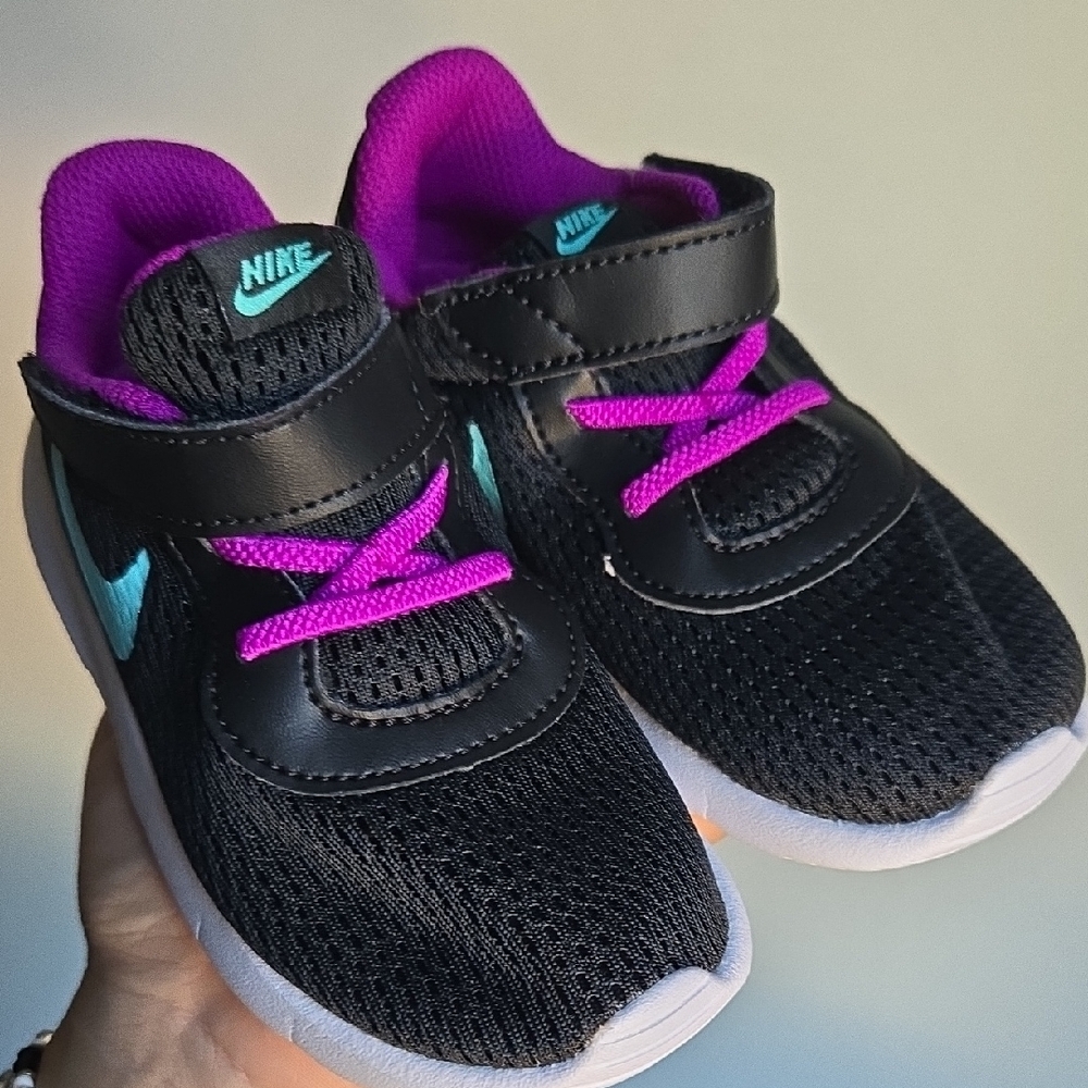 Nike Kids Black and Purple Sneakers